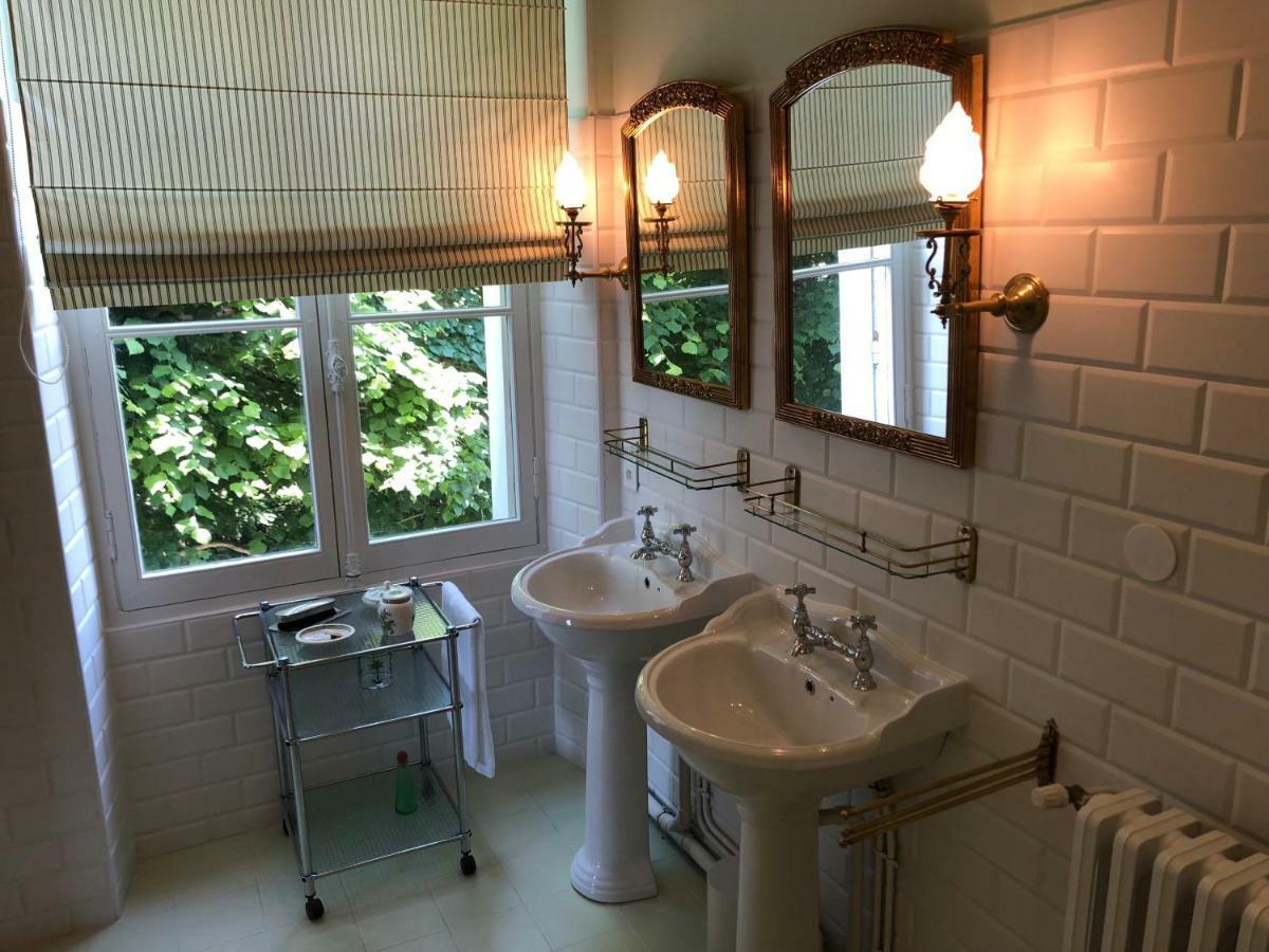เล ช็องบร์ โดต ดู โดแมน ดู ปาชา Bed & Breakfast Beautiran ภายนอก รูปภาพ