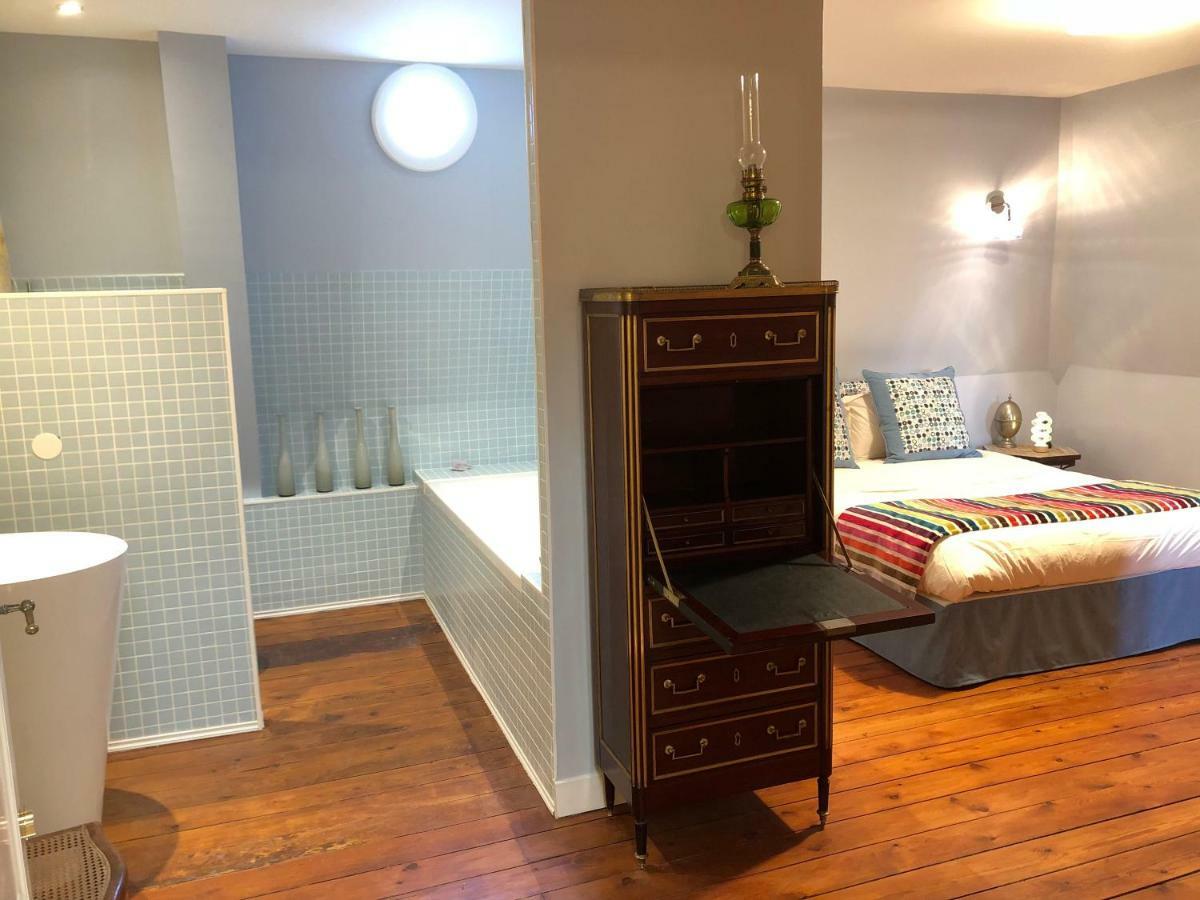 เล ช็องบร์ โดต ดู โดแมน ดู ปาชา Bed & Breakfast Beautiran ภายนอก รูปภาพ